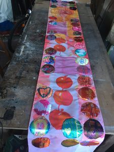 Finished marriage panel with circular community created jewels in vertical lines